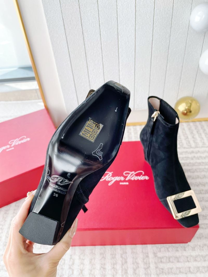 Roger Vivier Boots